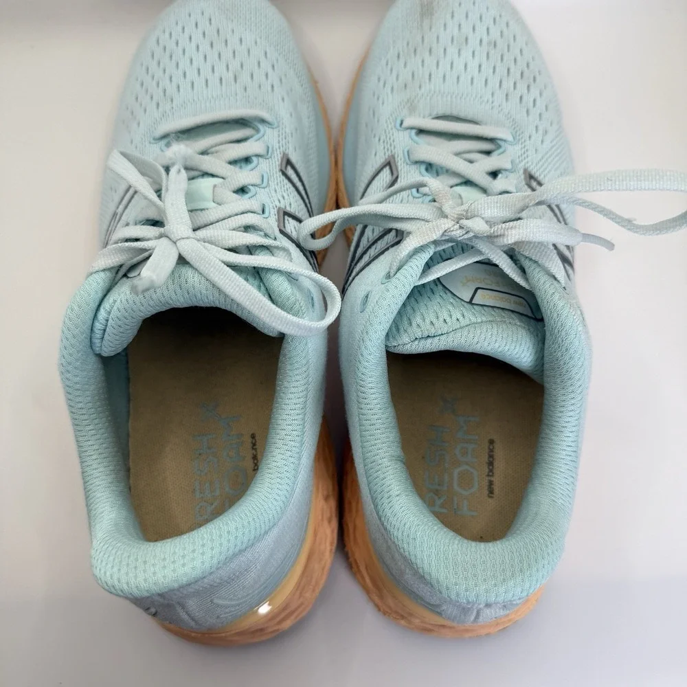 New Balance Women's‎ Fresh Foam 880v11 Running Shoes Pale Blue Mango Size 10